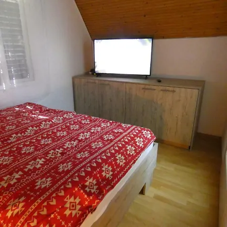 Muskátli Jakuzzis Casa vacanze *